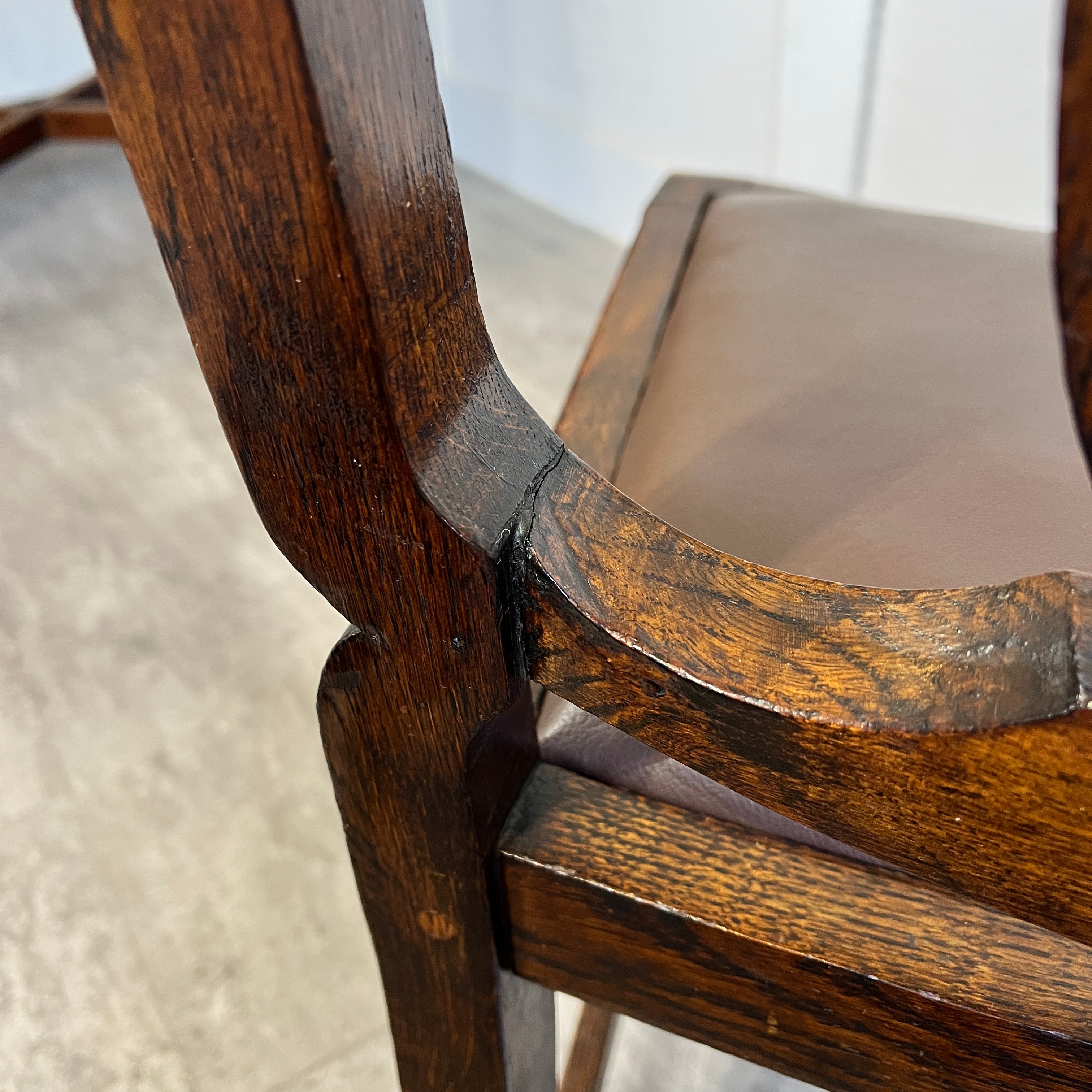 英国アンティーク バルボスレッグ ダイニングチェア 【1】