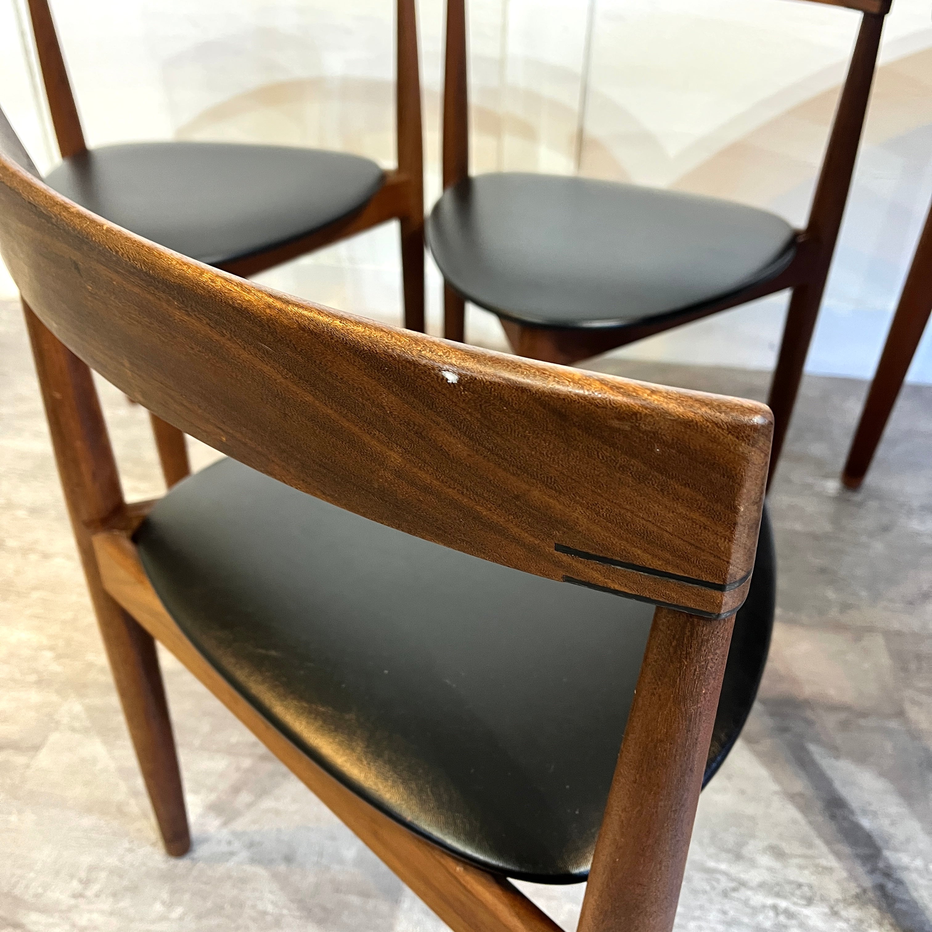 フレムロジェ / Frem Rojle ダイニングセット5点 ハンス・オルセン