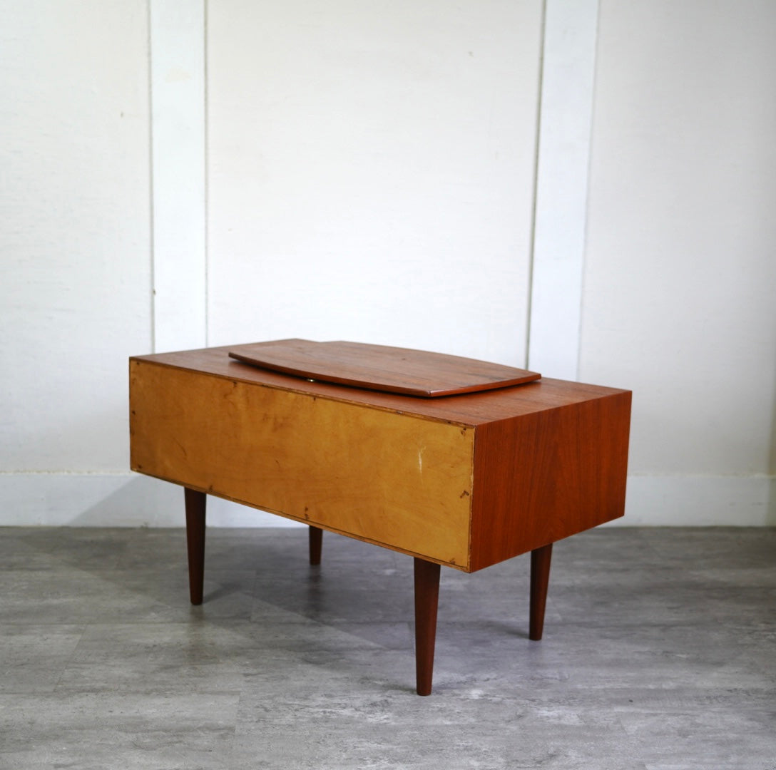 FMモブラー / Feldballs Møbelfabrik TVボード ミニキャビネット カイ・クリスチャンセン ヴィンテージ