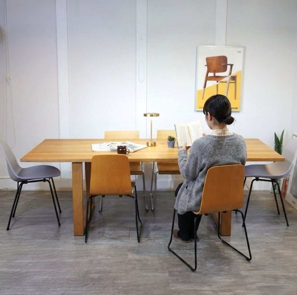 フリッツハンセン / FRITZ HANSEN エッセイ / ESSAY ダイニングテーブル セシリエ・マンツ