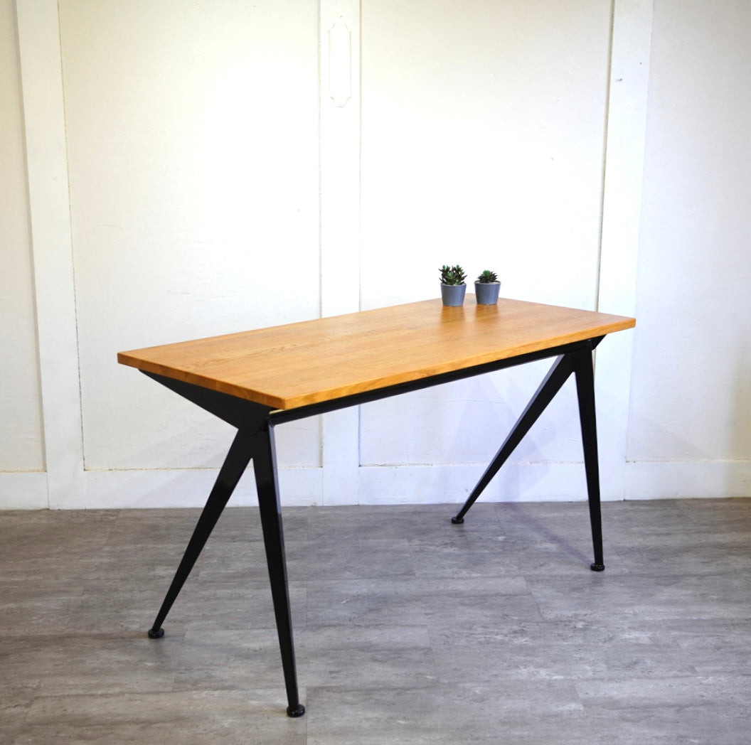 ヴィトラ / Vitra コンパスディレクション デスク ジャン・プルーヴェ