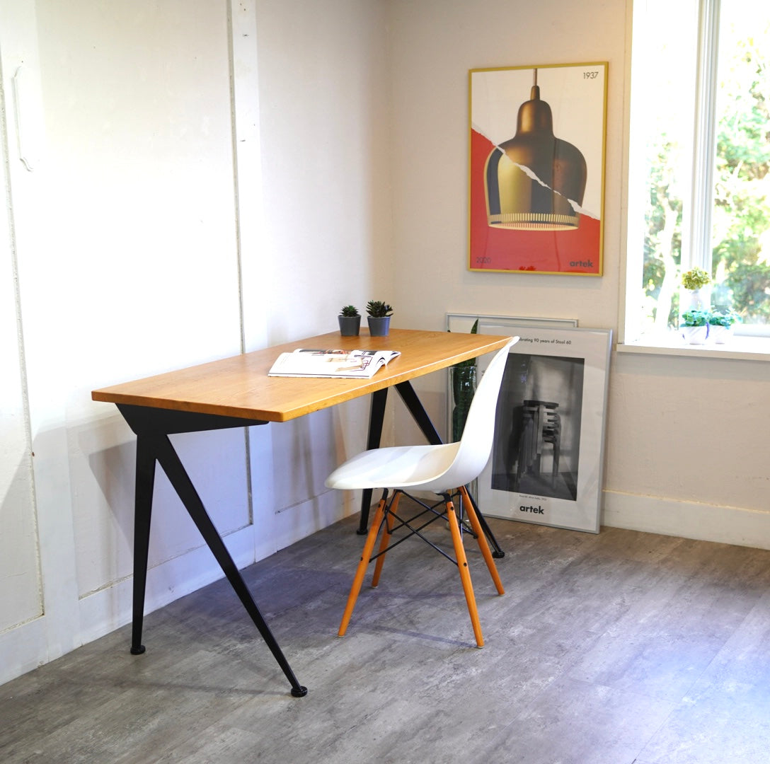 ヴィトラ / Vitra  コンパスディレクション  デスク ジャン・プルーヴェ