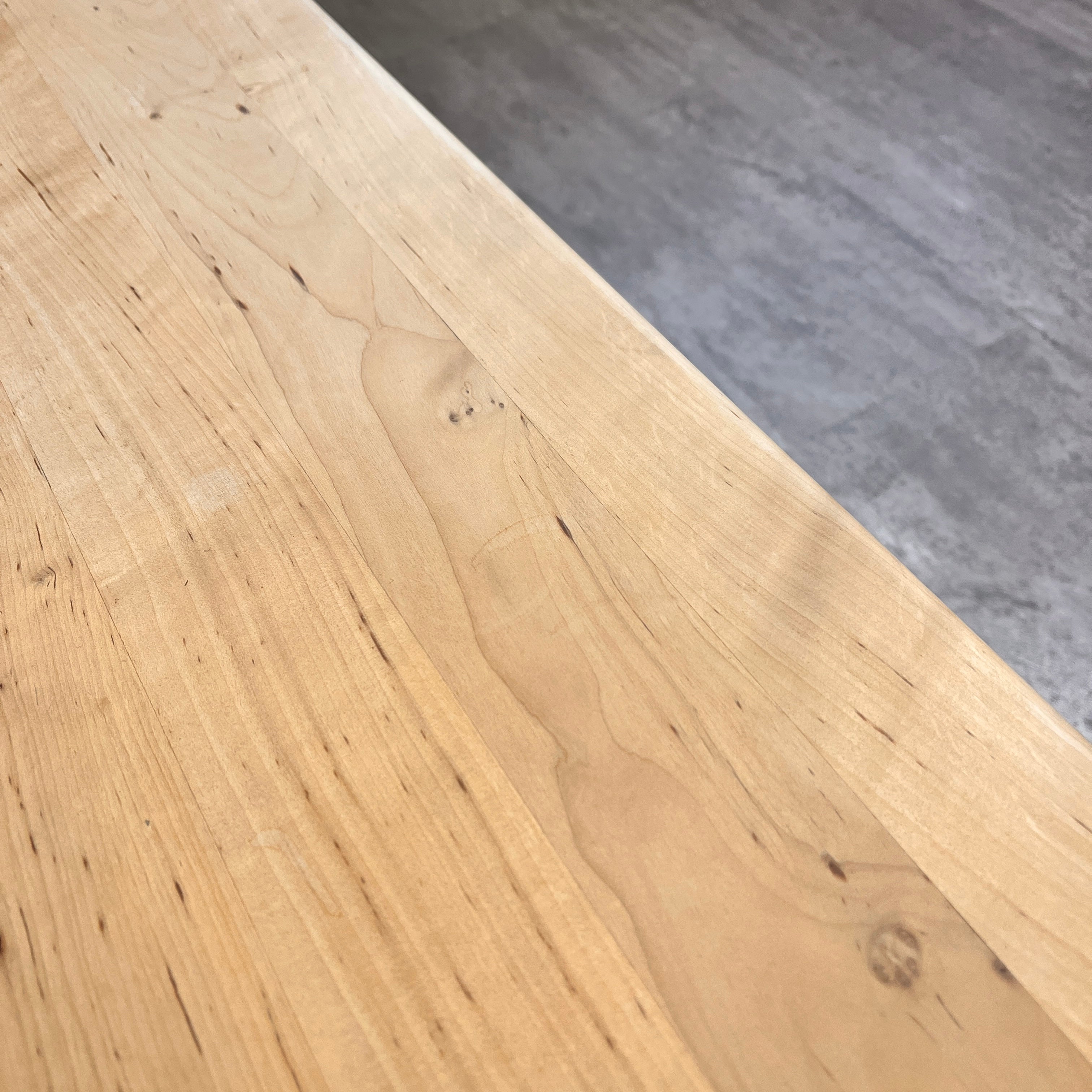 TEAM7 / ティーム7 ローテーブル 無垢アルダー材