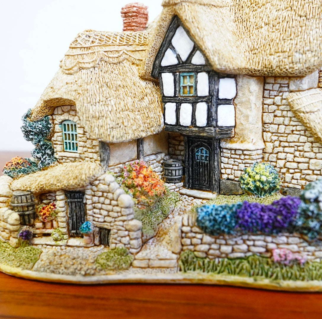 リリパットレーン / Lilliput lane 「The NINETEENTH HOLE」 ミニチュア