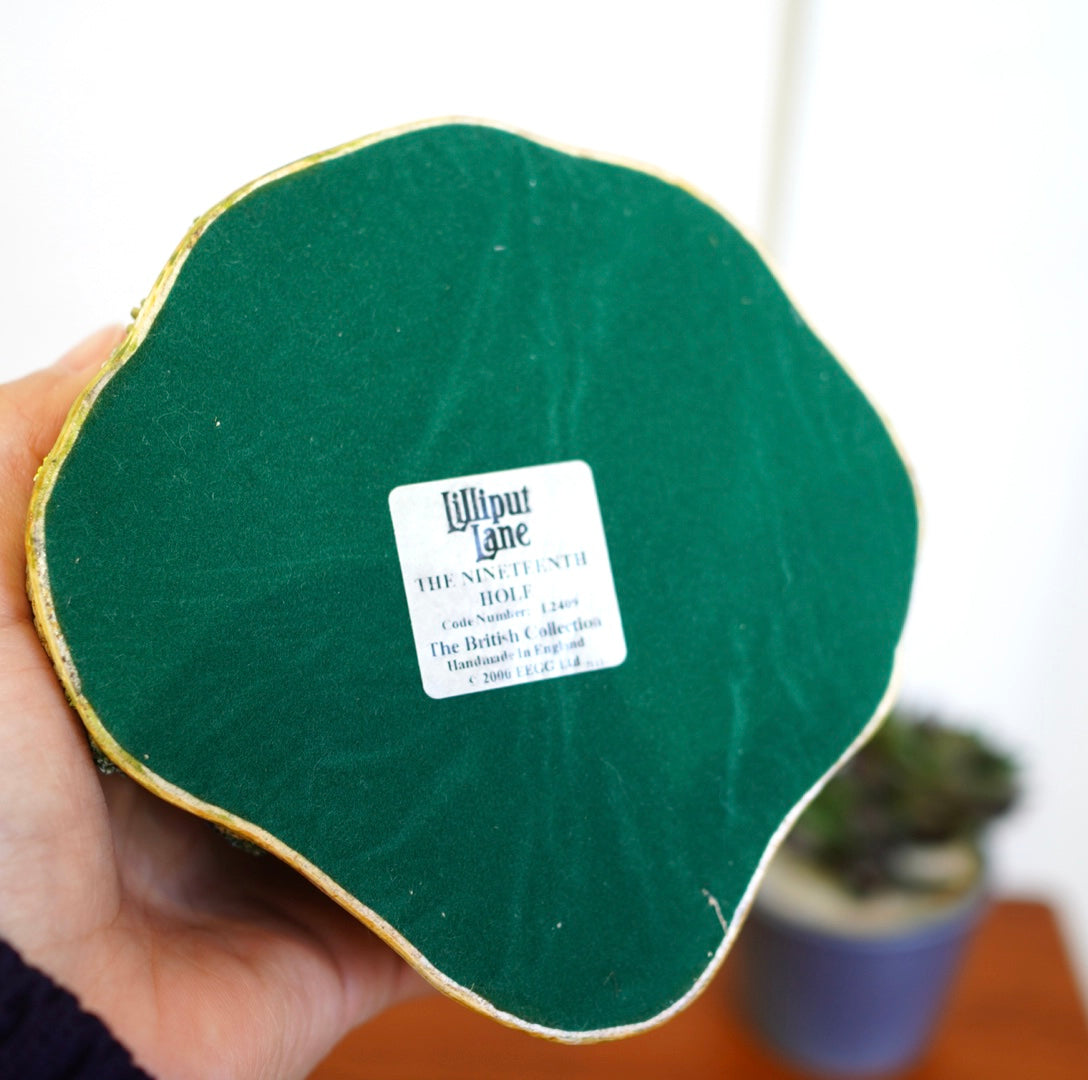 リリパットレーン / Lilliput lane 「The NINETEENTH HOLE