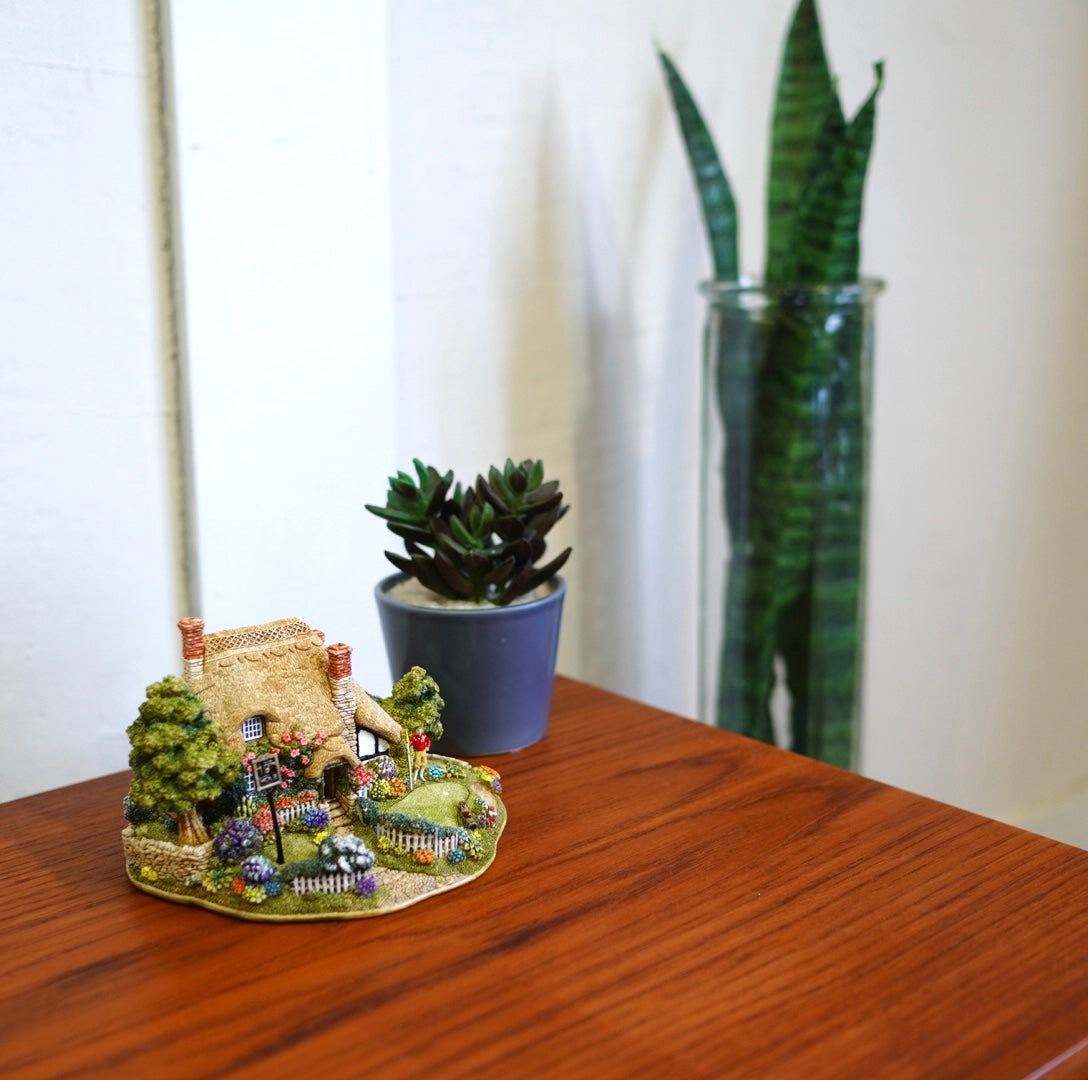 リリパットレーン / Lilliput lane 「The NINETEENTH HOLE」 ミニチュア