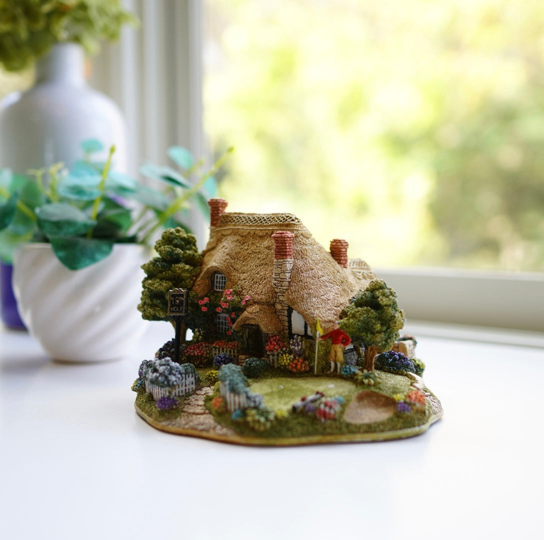 リリパットレーン / Lilliput lane 「The NINETEENTH HOLE