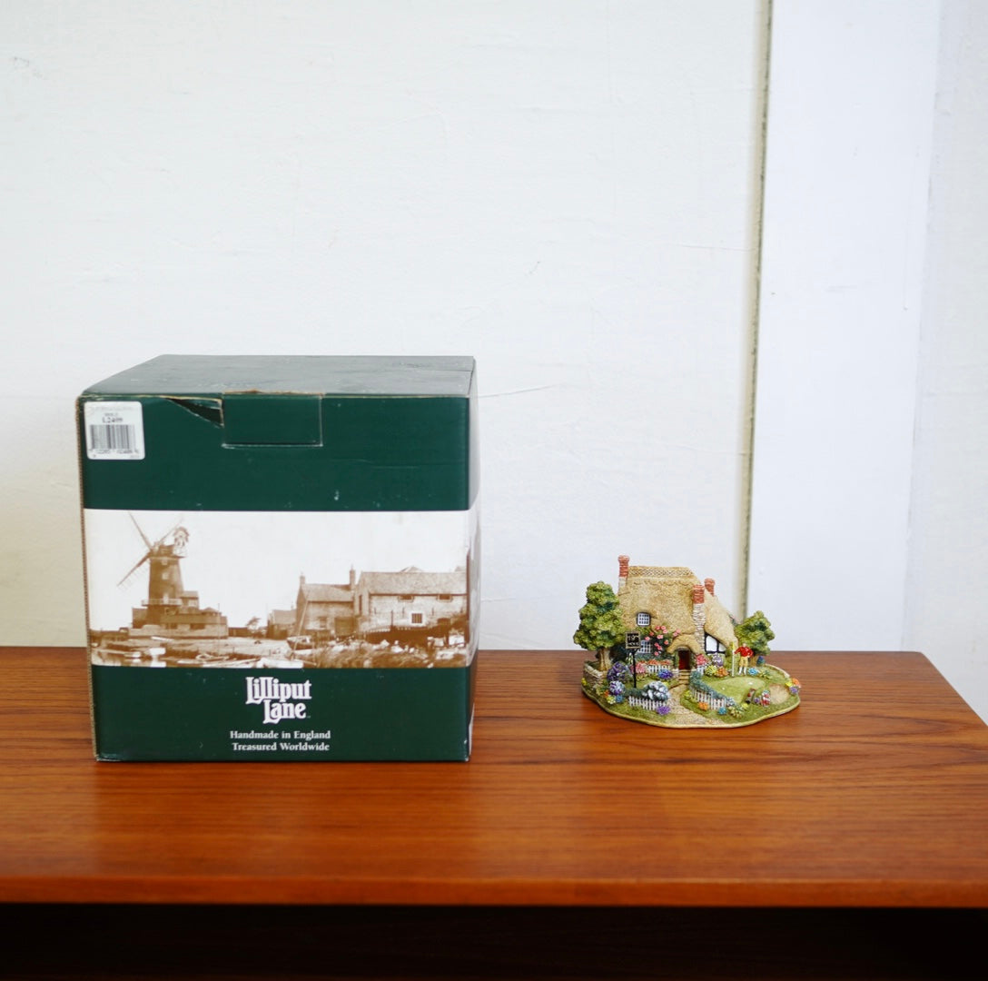 リリパットレーン　hill top Lilliput Lane - Hill Top