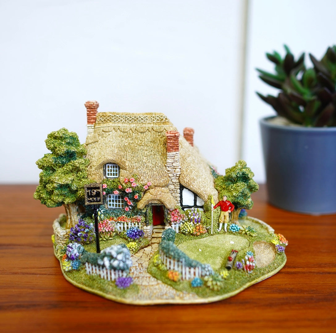 リリパットレーン / Lilliput lane 「The NINETEENTH HOLE」 ミニチュア