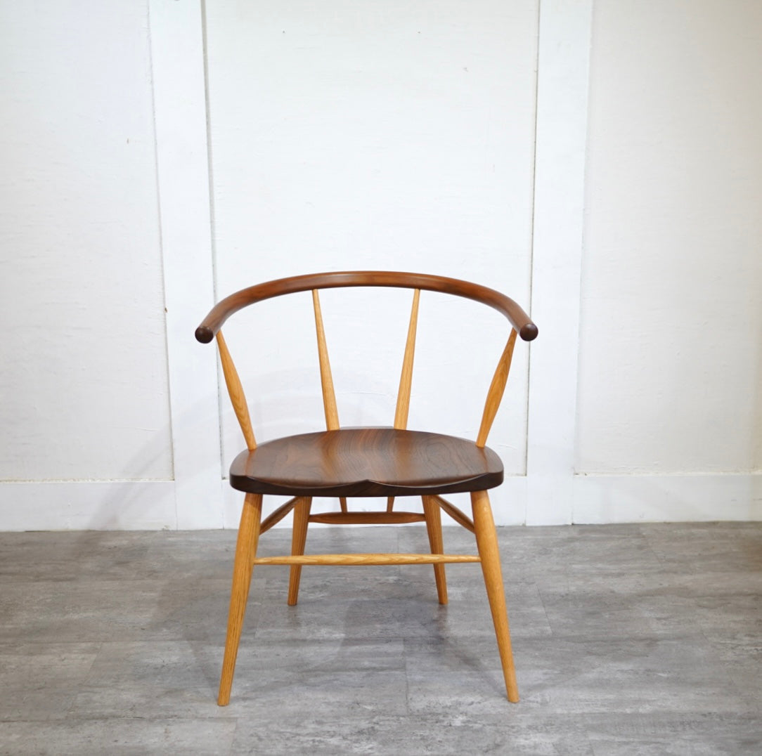 高山ウッドワークス 柏木工 カフェチェア 岩倉栄利 ダイニングチェア ウォールナット
