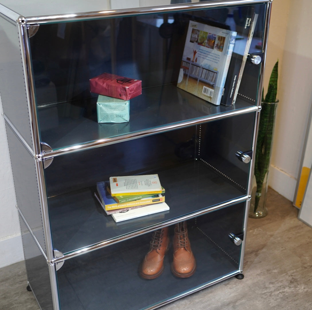 USMハラー / USM Haller モジュラーキャビネット 1列3段 ガラスドア