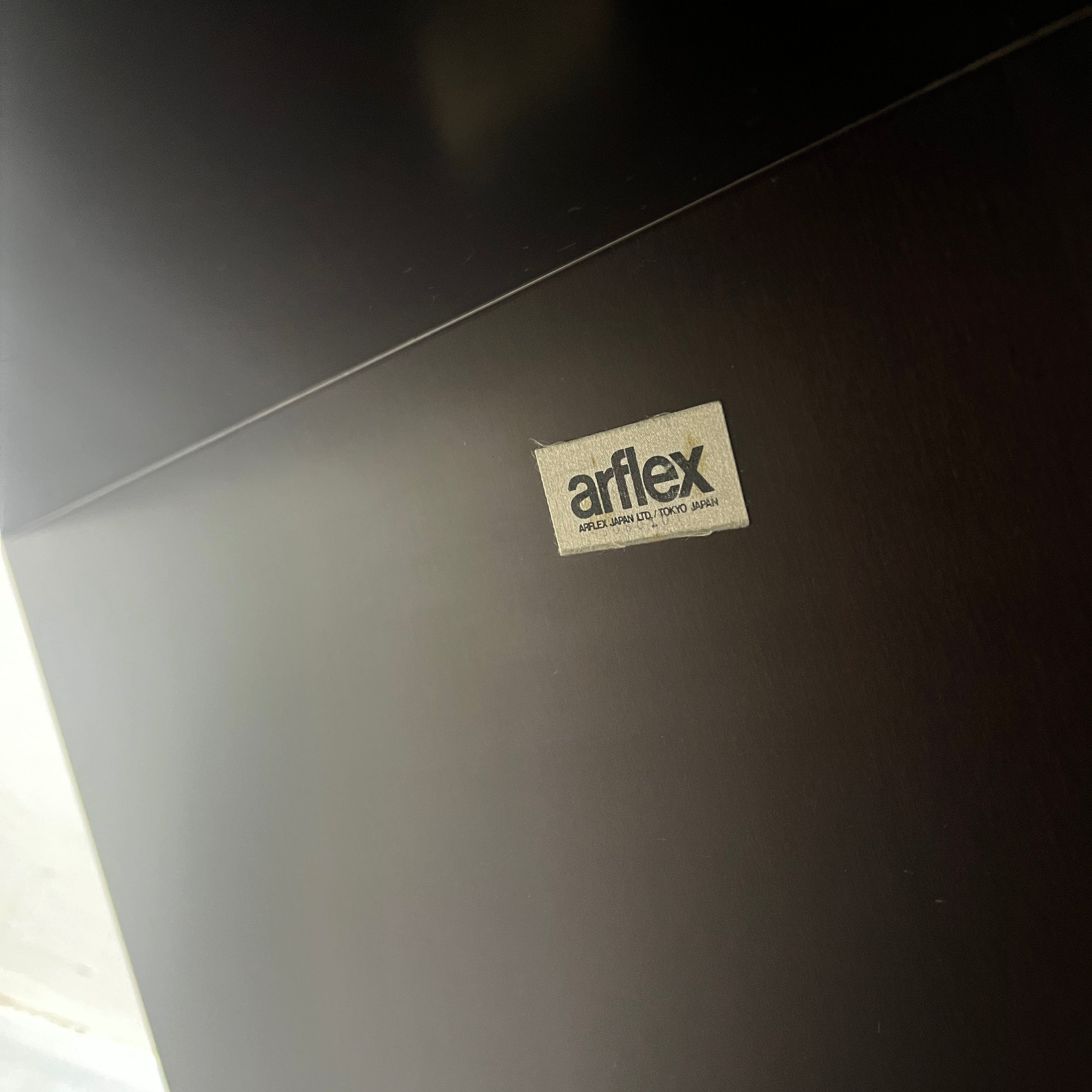 アルフレックス / arflex モンターニャ / MONTAGNA ガラステーブル ローテーブル 川崎文男