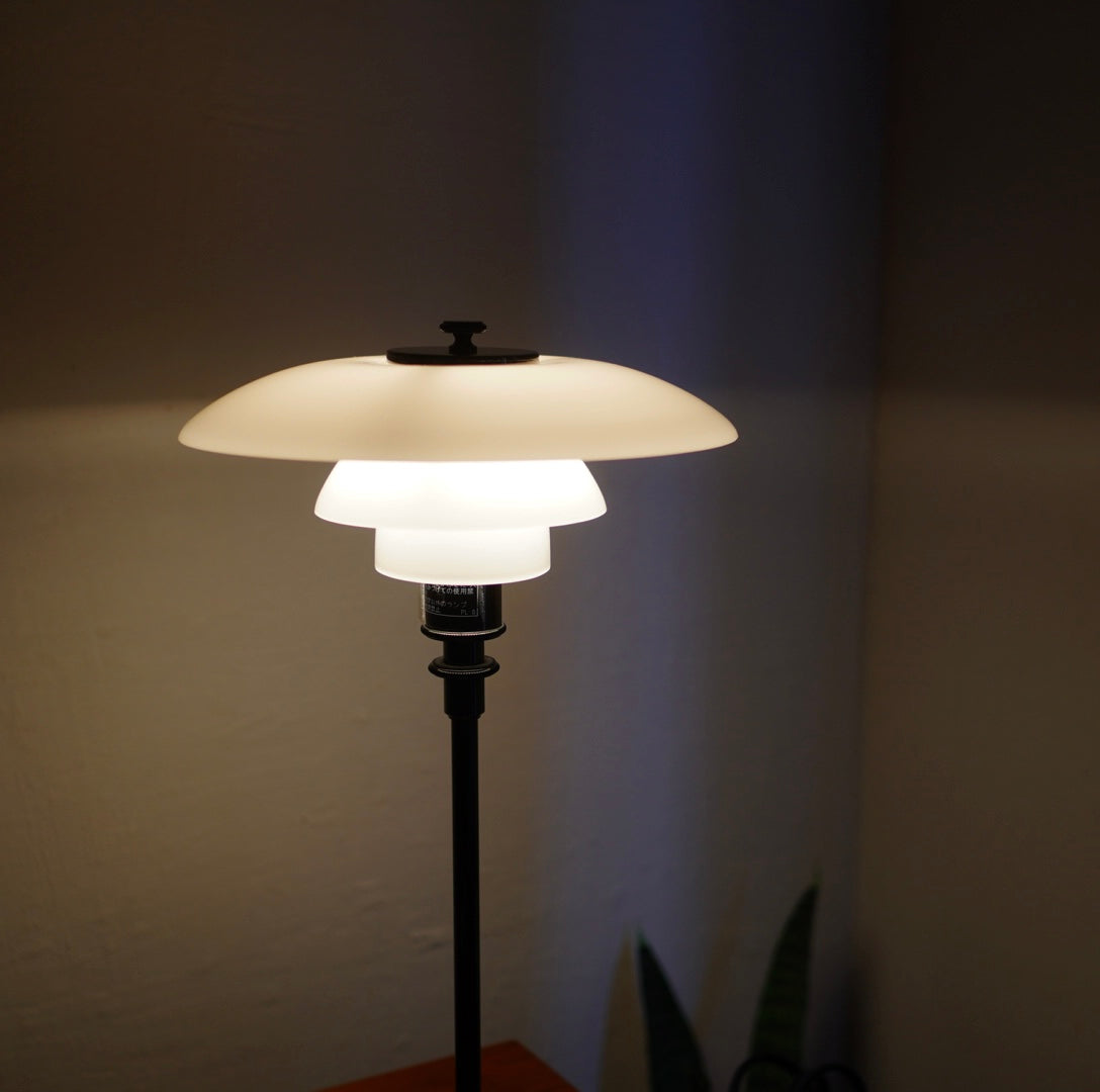 ヤマギワ / YAMAGIWA バイオライト / BioLITE エオン EON デスクライト