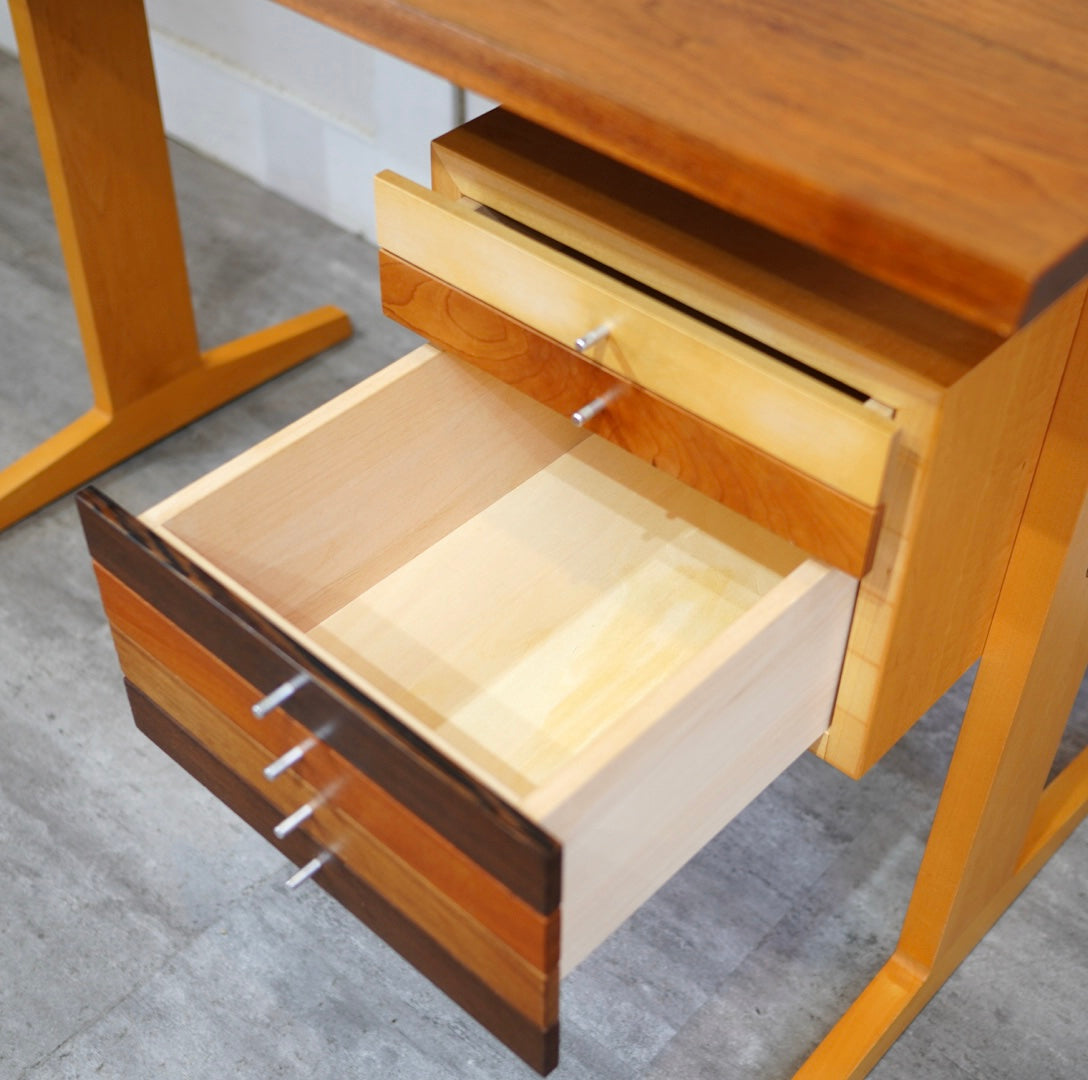 広松木工 ソノ / SONO デスク