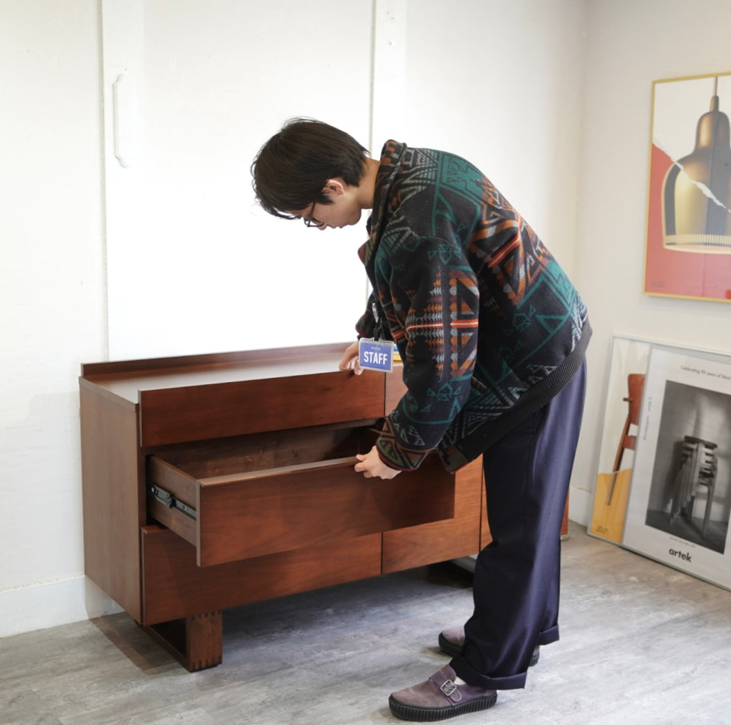 ソース / source ビス / BIS サイドボード 140 ウォールナット 展示品