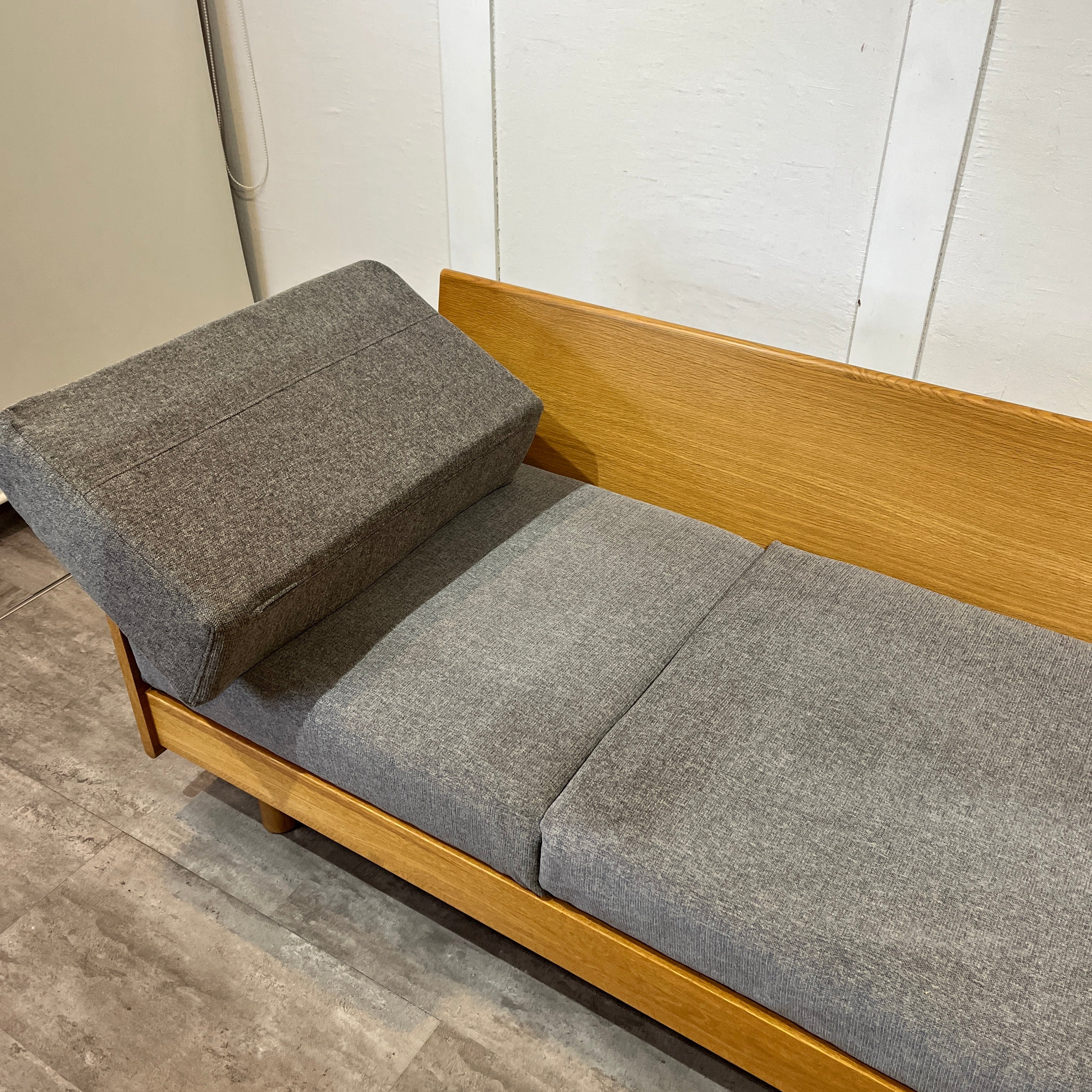 ソース / source サラ / SALA 2Pソファ 140cm オーク材 展示品