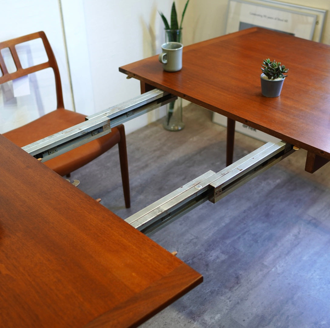 チーク材 伸長式 ダイニングテーブル ヴィンテージ