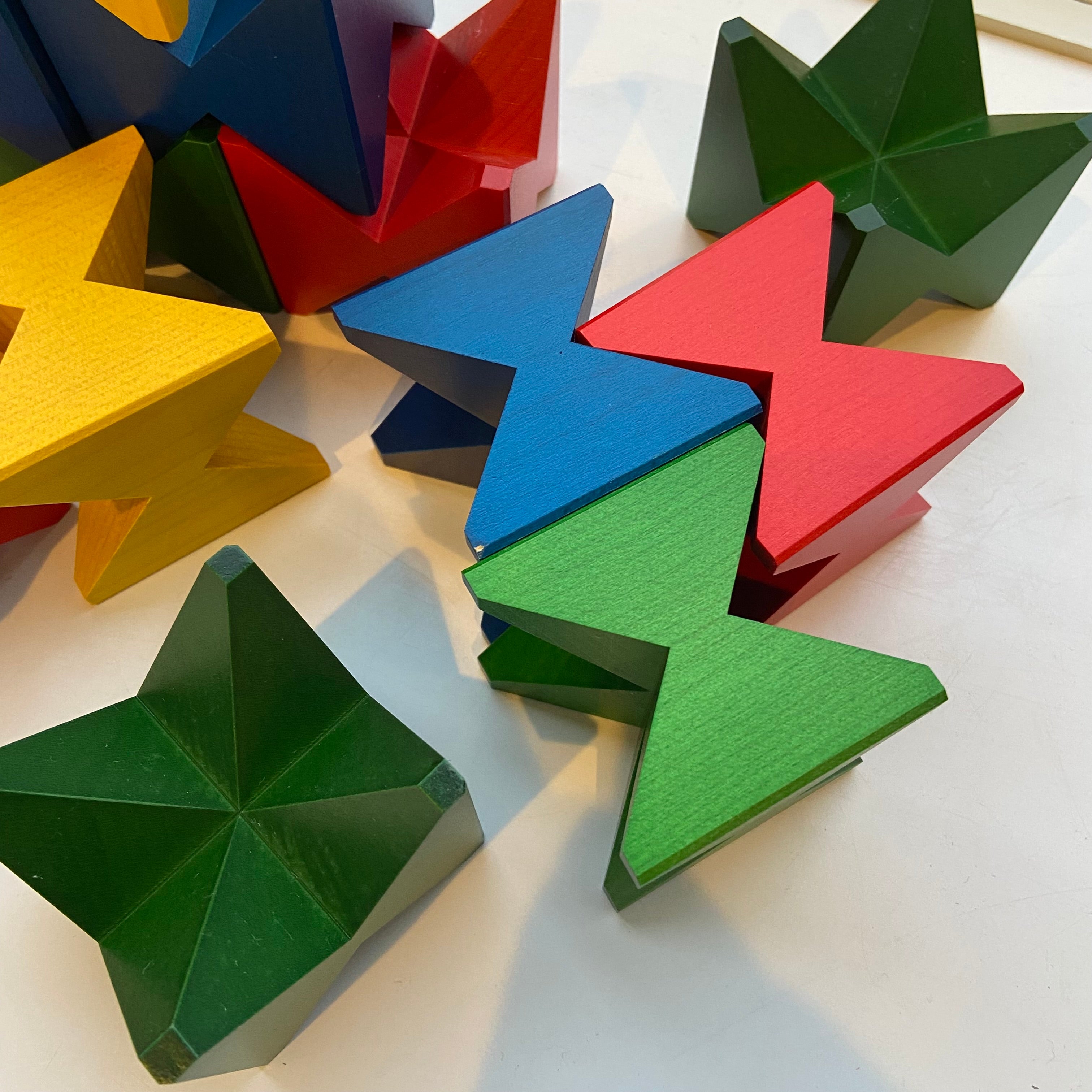 ネフ / Naef ネフスピール / Naef Spiel 積み木 16ピース