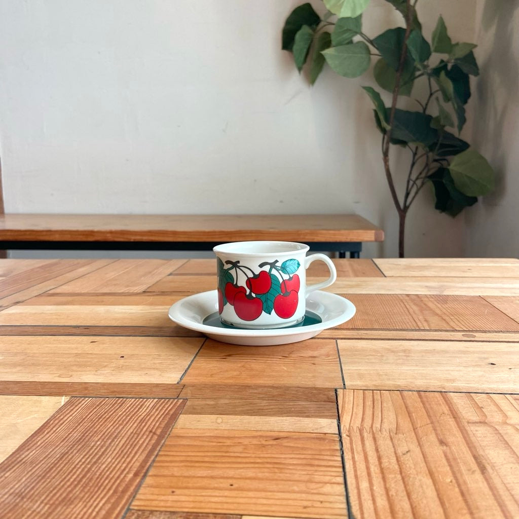 アラビア / ARABIA  キルシッカ / Kirsikka カップ＆ソーサー さくらんぼ ヴィンテージ