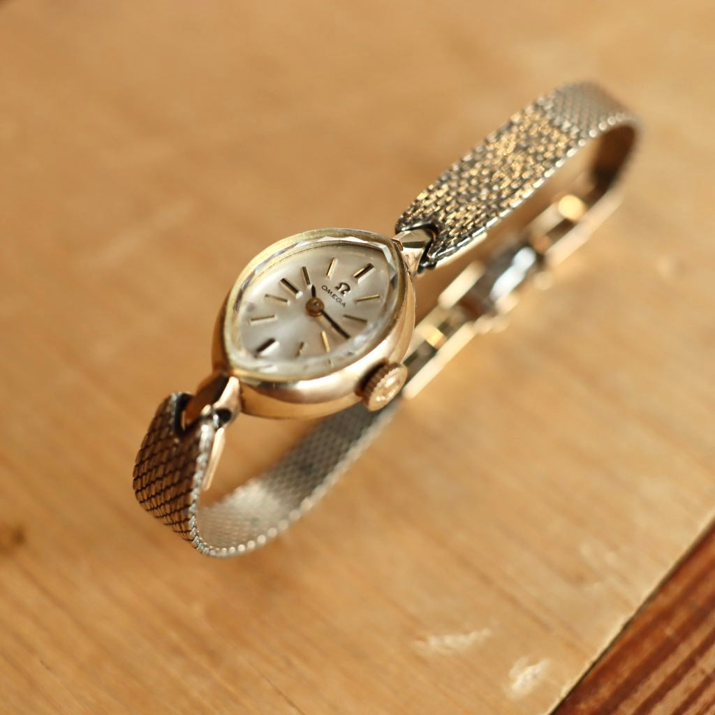 オメガ / OMEGA カットガラス アーモンド形 腕時計 【77】ヴィンテージ