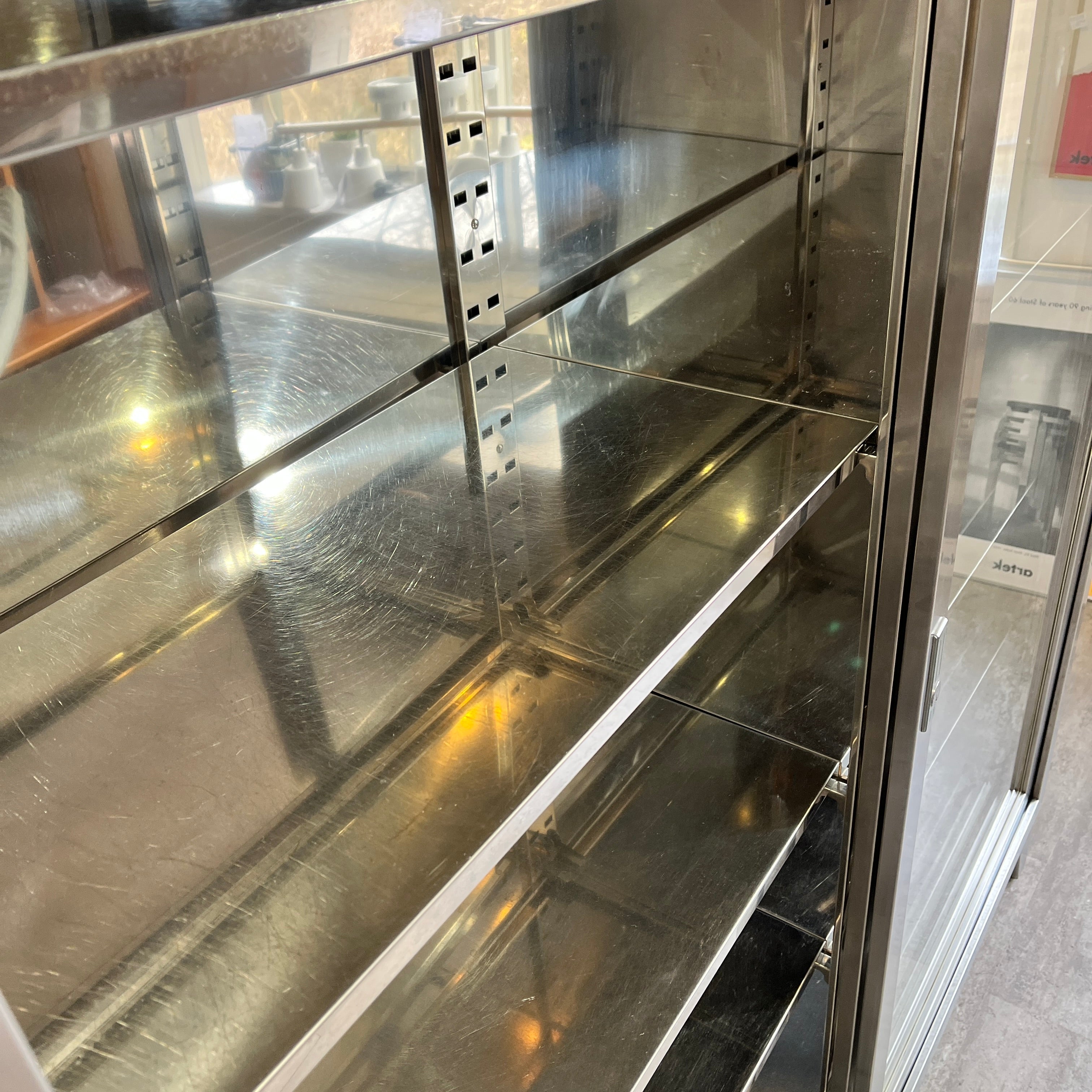 ステンレスキャビネット ケビント ショーケース w150㎝ 中古