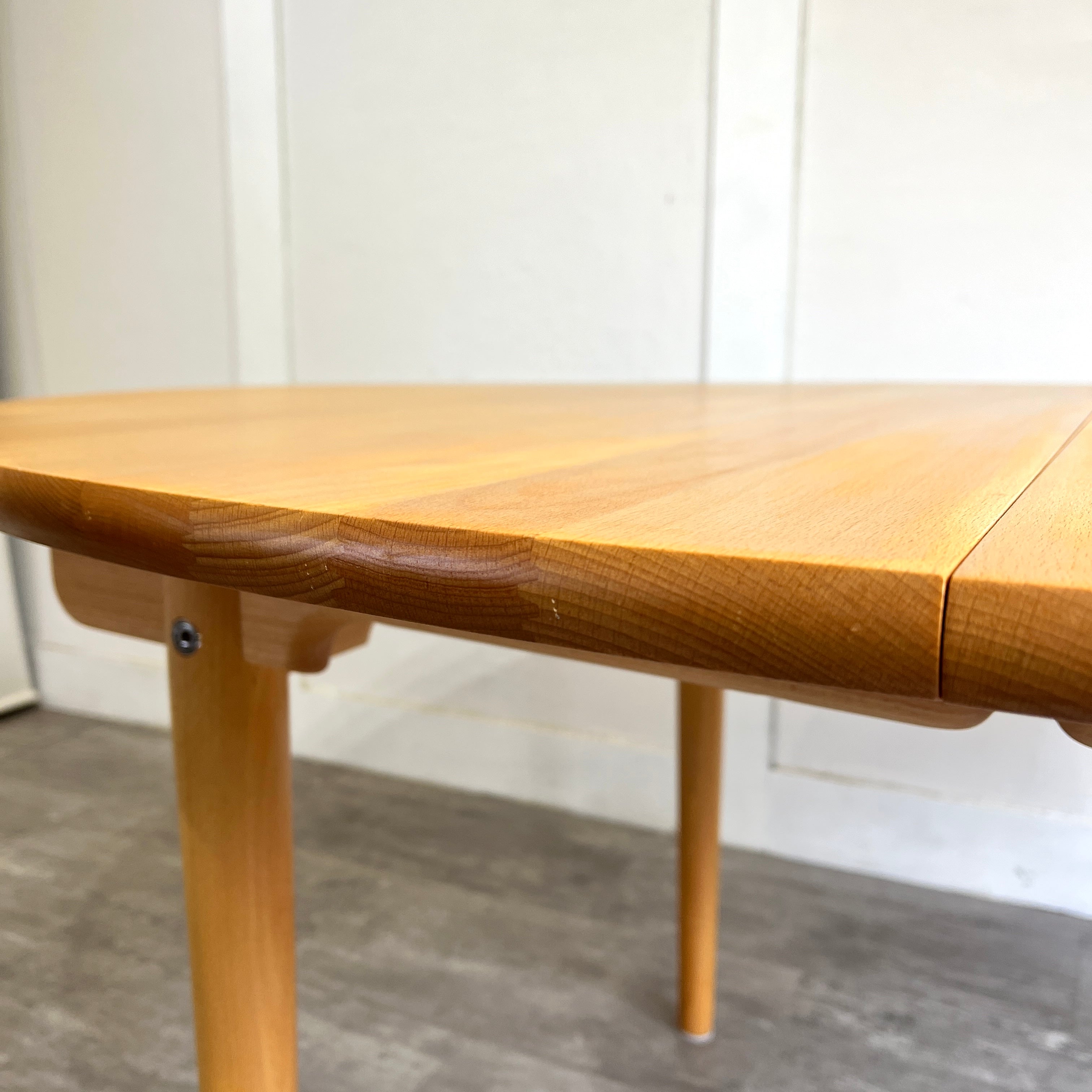 カールハンセン＆サン / Carl Hansen & Søn CH337 ダイニングテーブル
