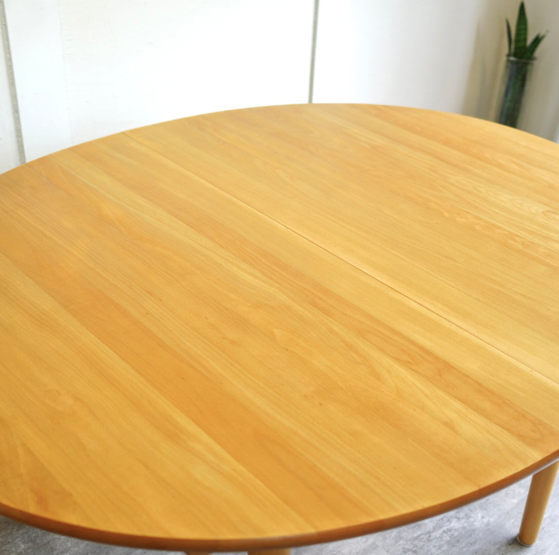 カールハンセン＆サン / Carl Hansen & Søn  CH337 ダイニングテーブル ハンス・J・ウェグナー
