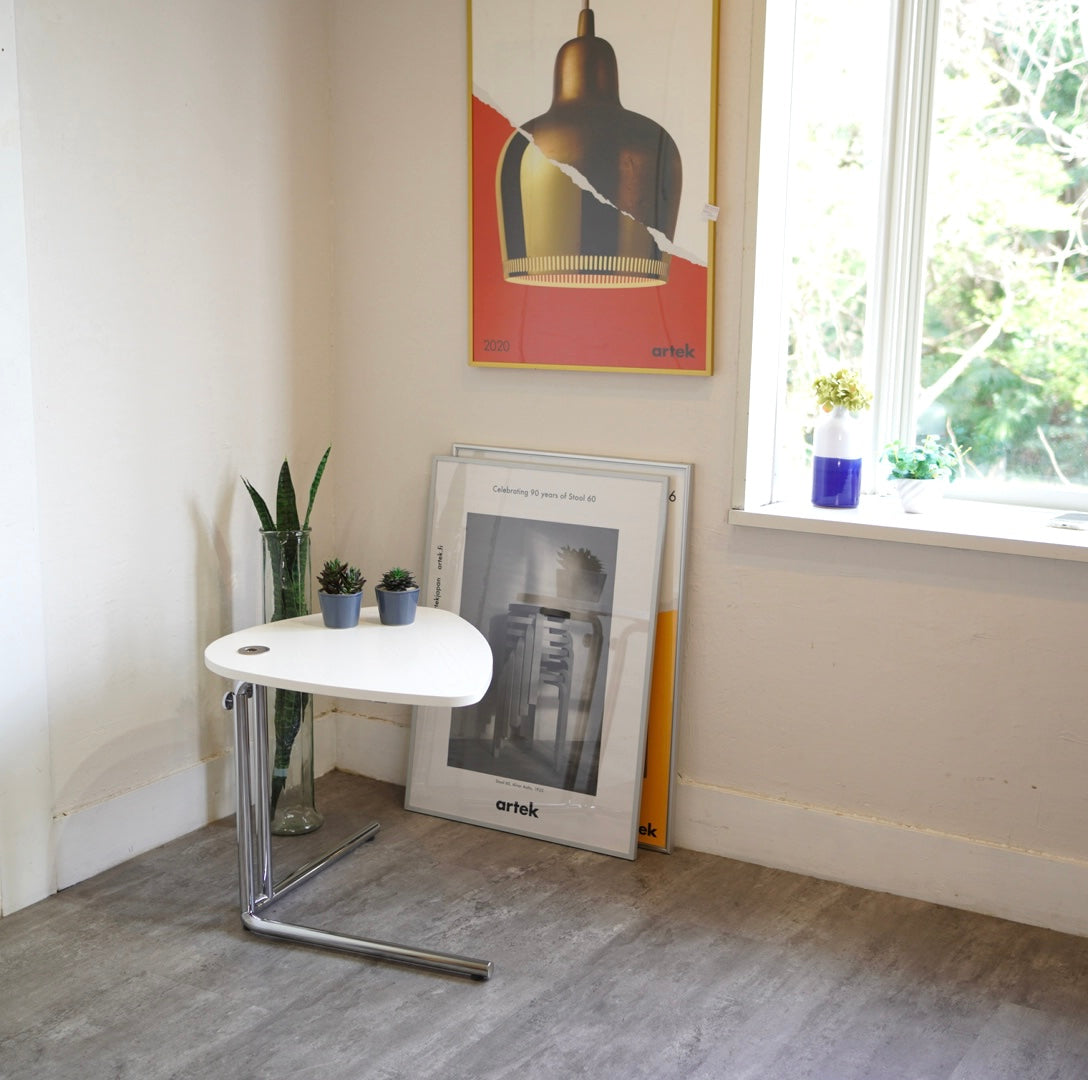 テクタ / TECTA K22 サイドテーブル アッシュホワイト ドイツ