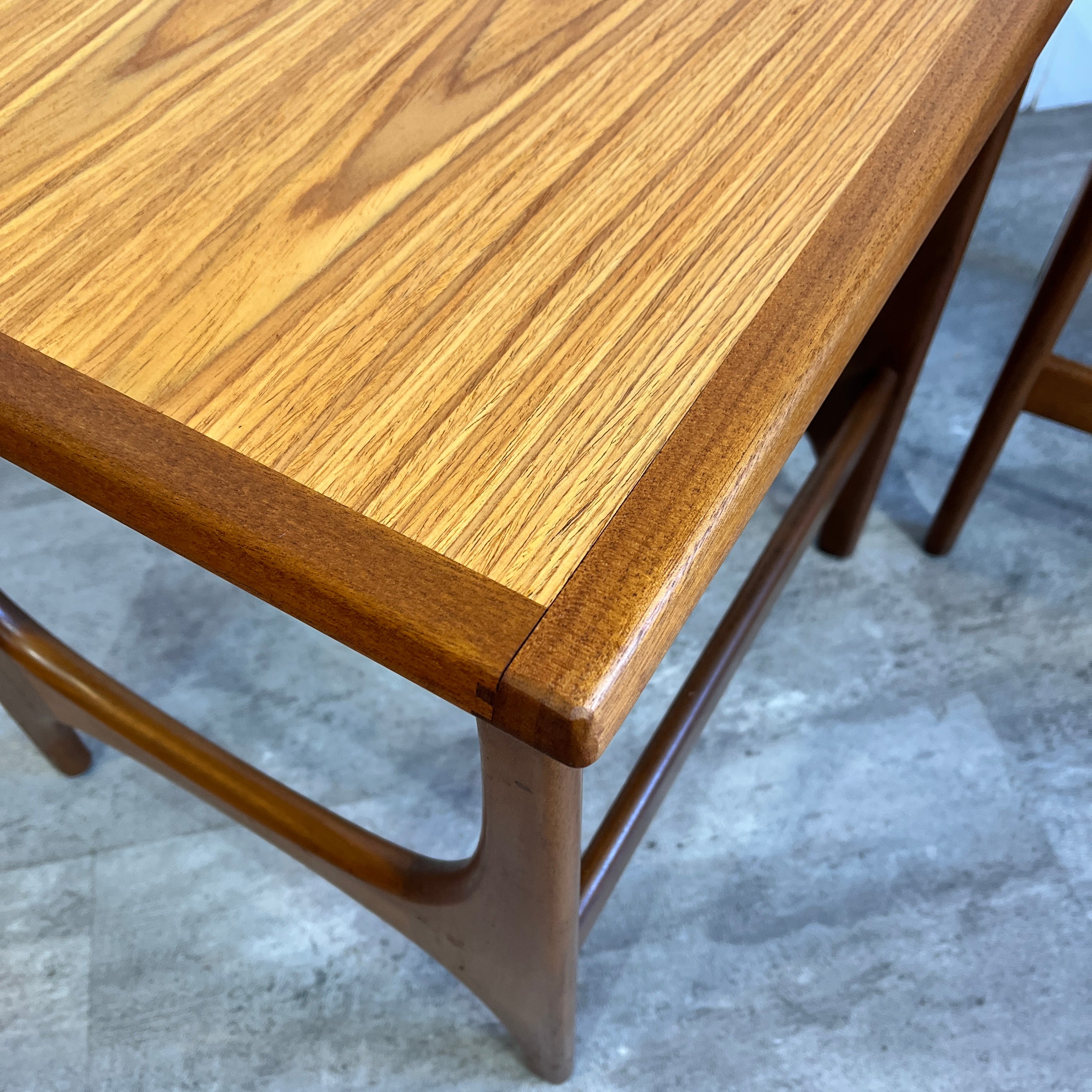 ストーンヒル / STONEHILL Stateroomシリーズ チーク材 ネストテーブル ヴィンテージ