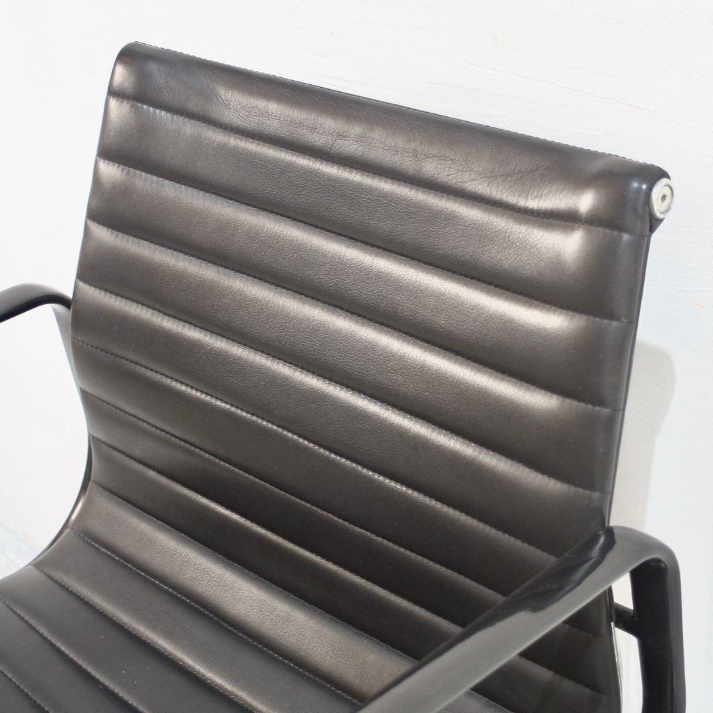 ハーマンミラー / Herman Miller チャールズ & レイ・イームズ アルミナムグループ マネジメントチェア【１】