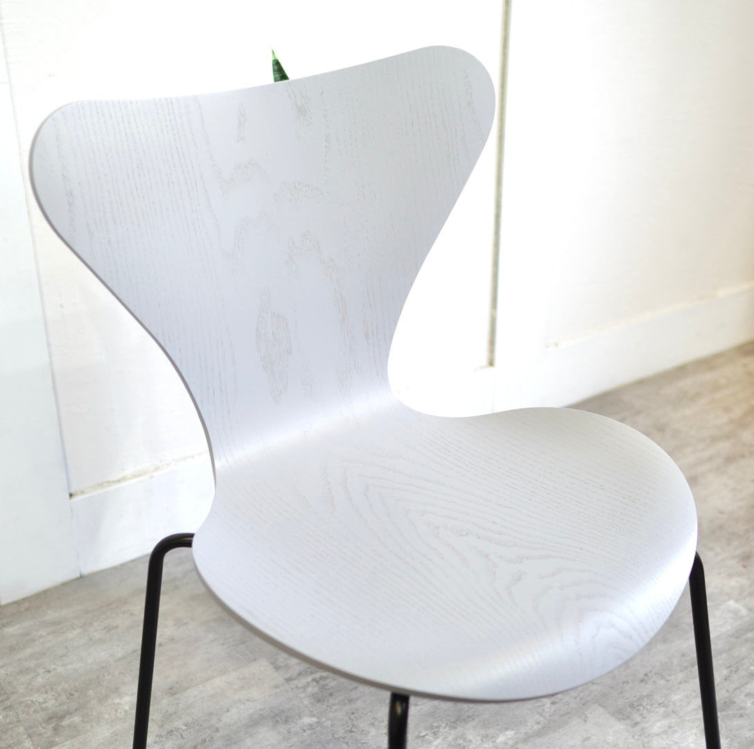 フリッツ・ハンセン / FRITZ HANSEN セブンチェア カラードアッシュ ナイングレー アルネ・ヤコブセン