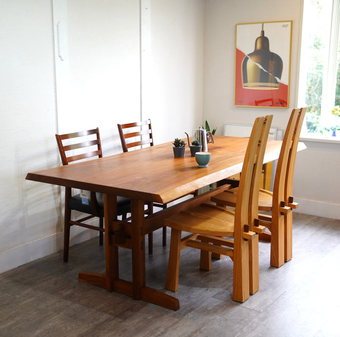 シラカワ 飛騨の匠工房 ダイニングテーブル ブラックウォールナット 180㎝ B型脚