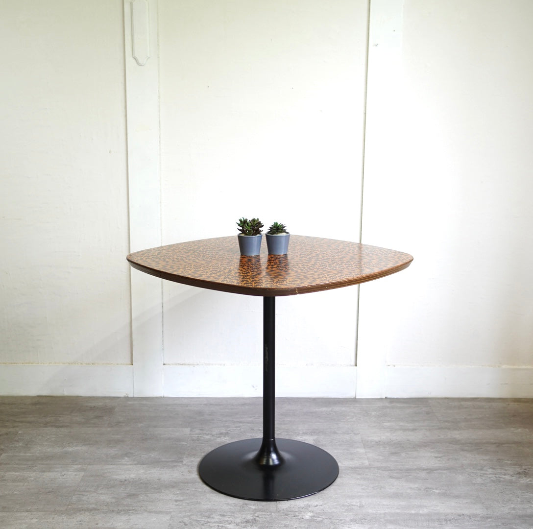 グラフ / graf ad イーリーキシモト / ELLY KISHIMOTO プランクトン / Plankton テーブル