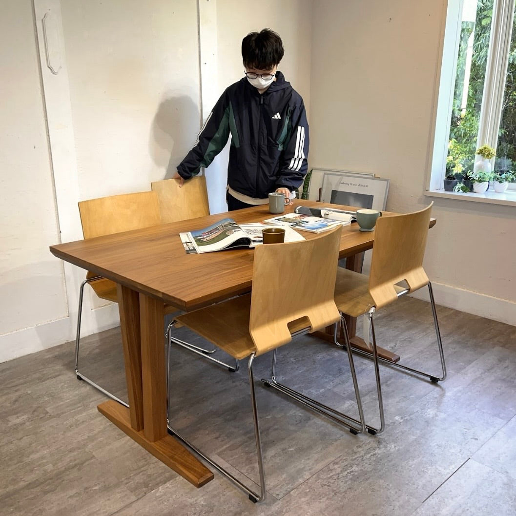 カリモク家具 / karimoku ダイニングテーブル W135 DT8406 2本脚