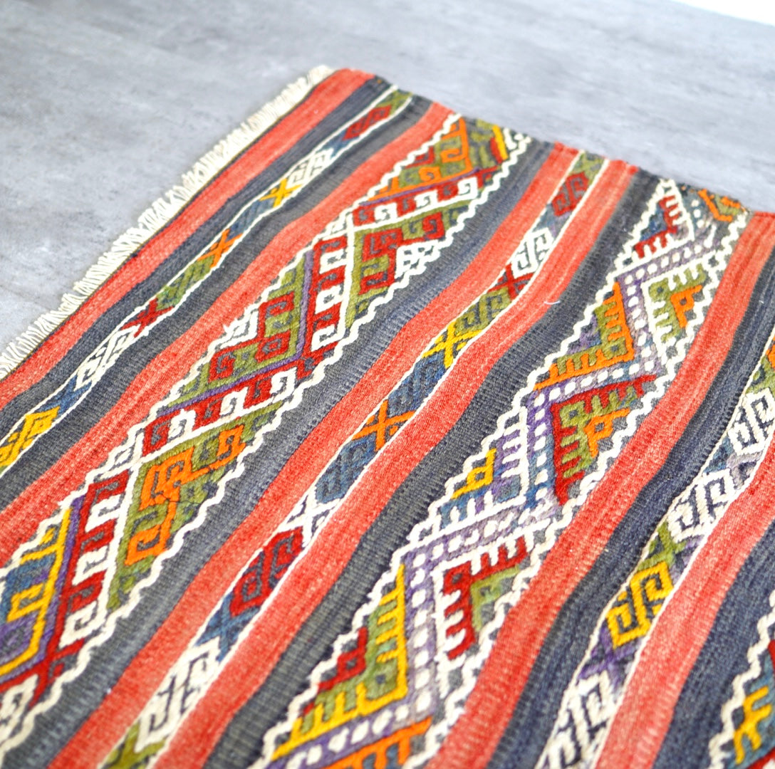 vintage rug, 202 ビンテージラグ　キリム ラグ – B.vintage