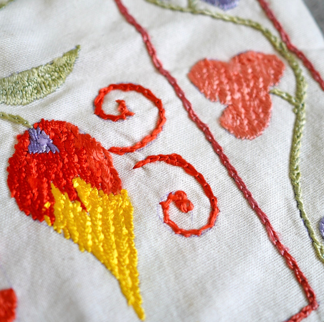 スザンニ刺繍 クッションカバー 40×45