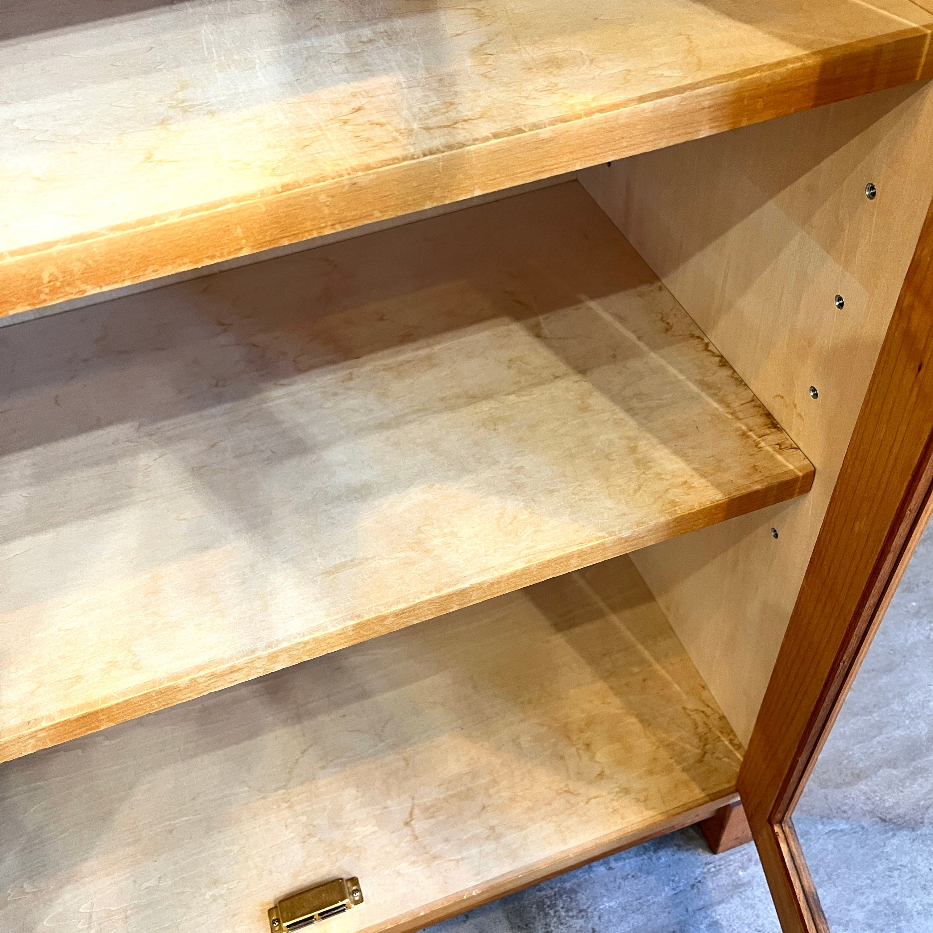 イクスス / ikususu ガラスキャビネット CB-01 無垢材 中古 食器棚