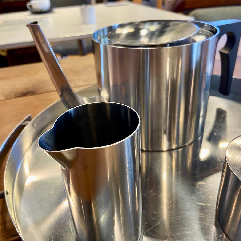 ステルトン / Stelton シリンダーライン AJ ティーポット＆トレイ 5点セット アルネ・ヤコブセン