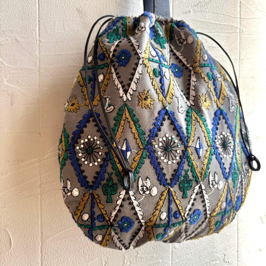 【古着】ミナペルホネン / mina perhonen pear bag フォレストダイヤモンド柄 きんちゃく型