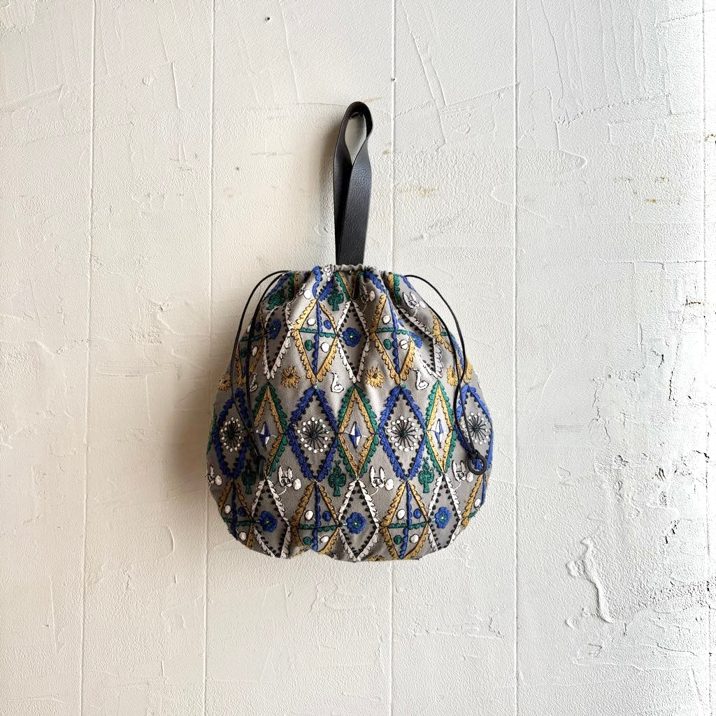 【古着】ミナペルホネン / mina perhonen pear bag フォレストダイヤモンド柄 きんちゃく型