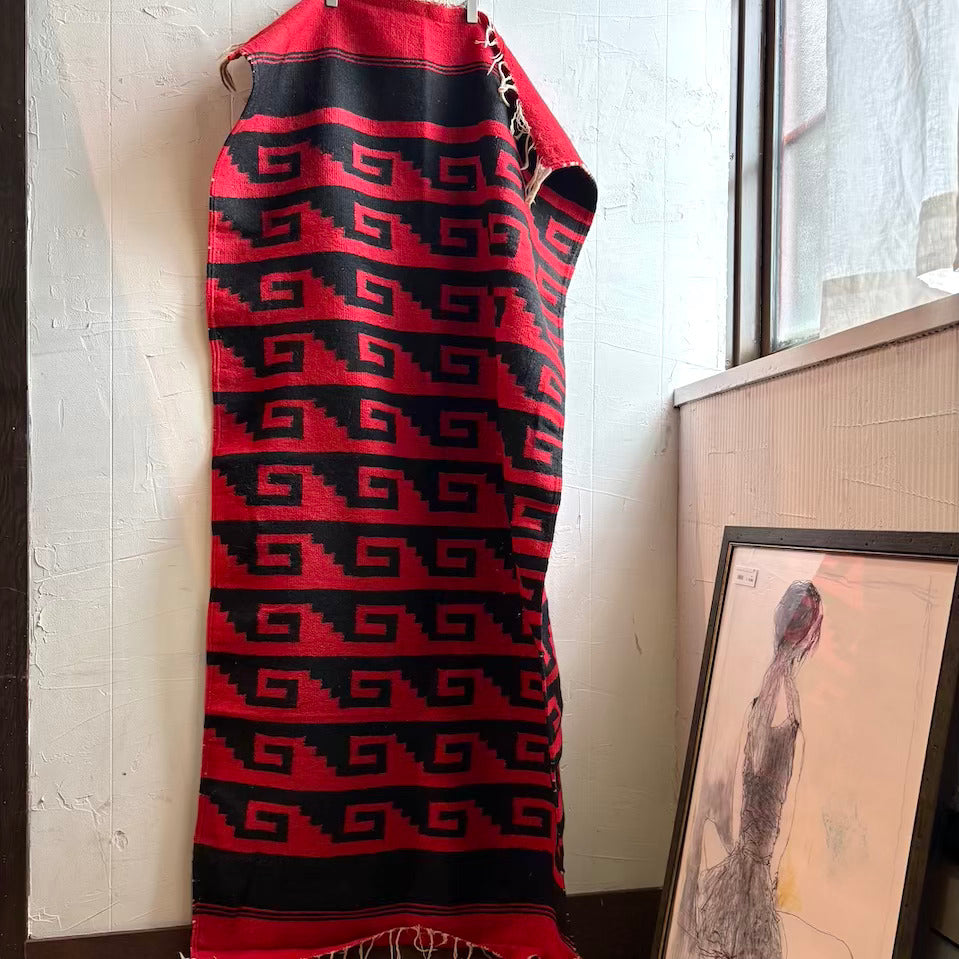 サボテックラグ 赤 ヴィンテージ タペテ 敷物 ウール　