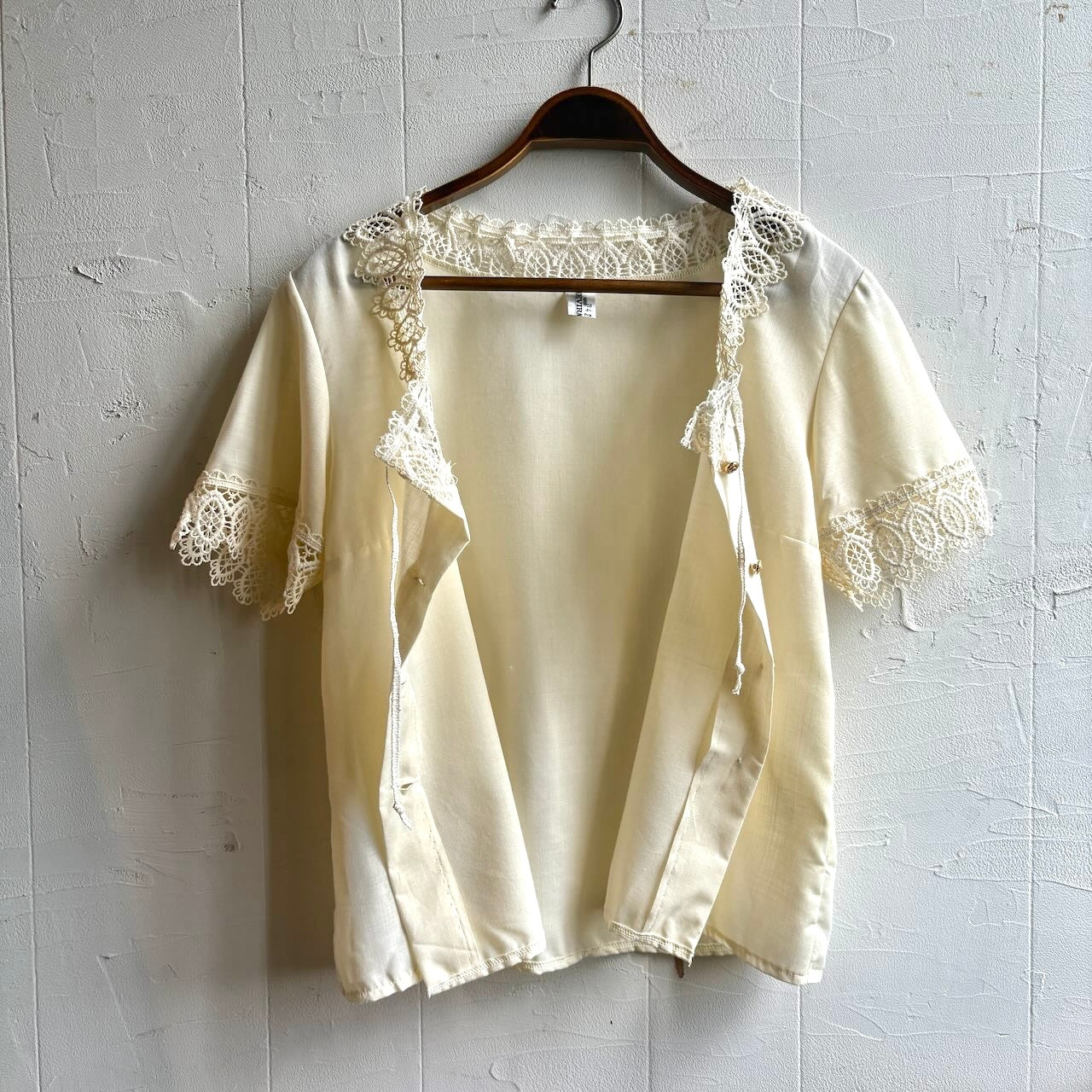 【古着】ユーロヴィンテージ 刺繍ブラウス オフホワイト