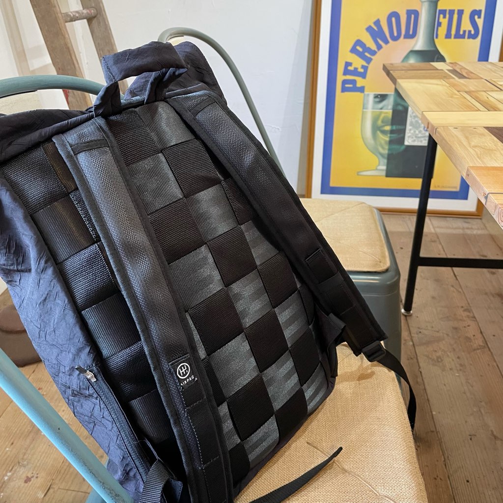 【新品・デッドストック】エアパック / AIR PAQ シートベルト バックパックリュック SDGs  サスティナブル