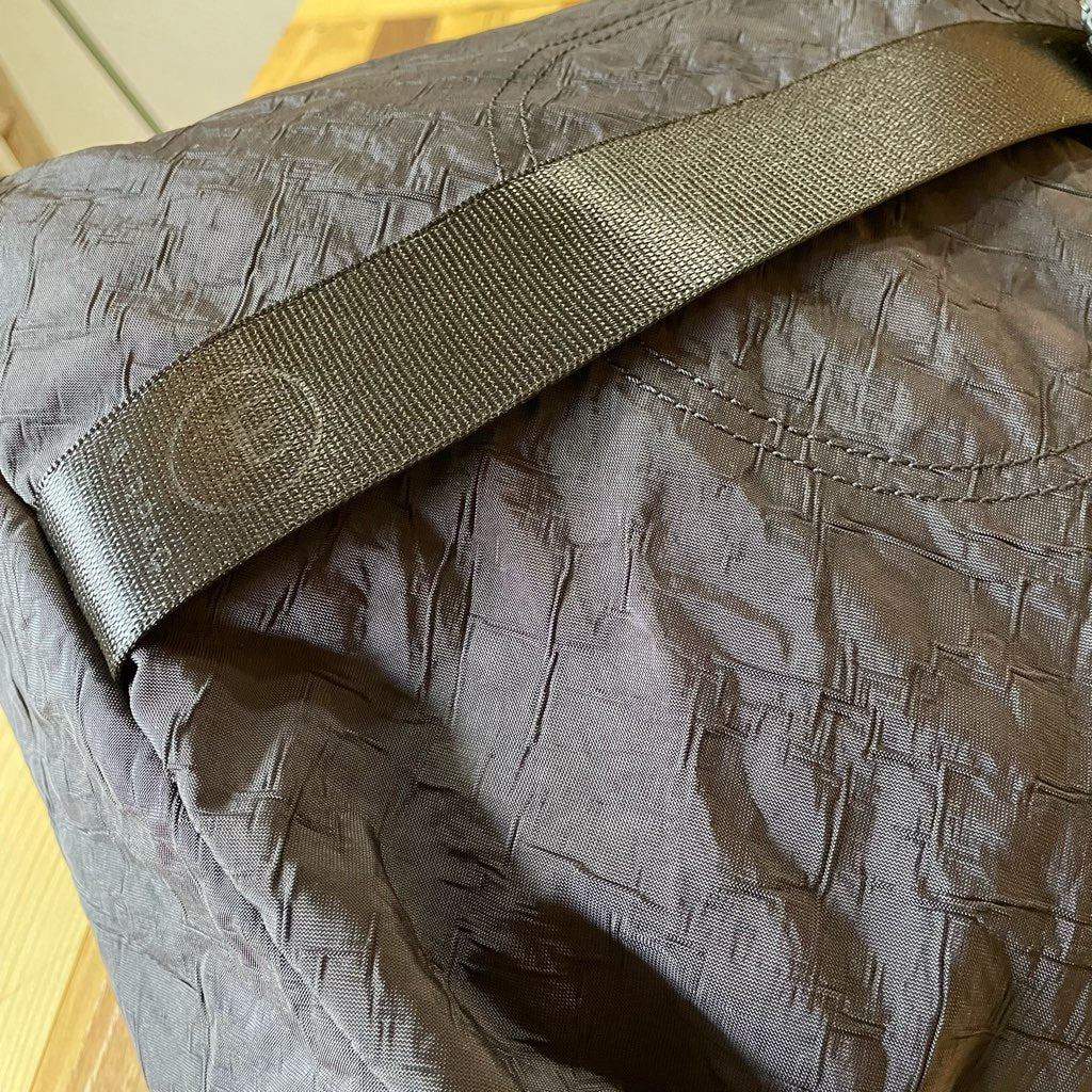 【新品・デッドストック】エアパック / AIR PAQ シートベルト バックパックリュック SDGs  サスティナブル