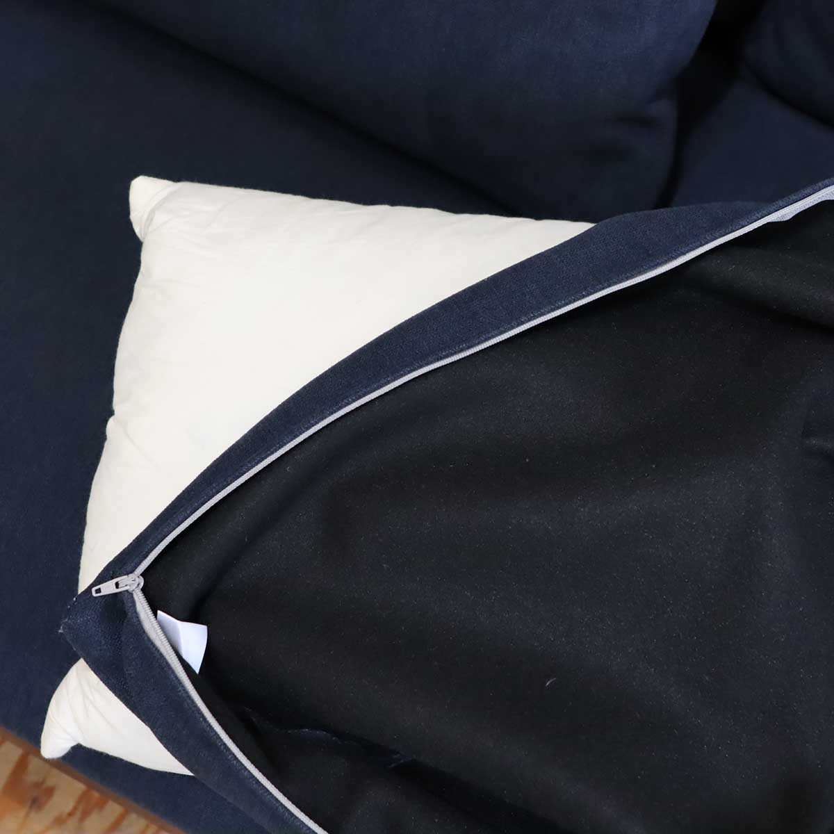 ヒラシマ　リベリアソファ　カプリス　ミッドナイト　LIBERIA SOFA ヒラシマ / HIRASHIMA リベリアソファ カプリス ミッドナイト 2