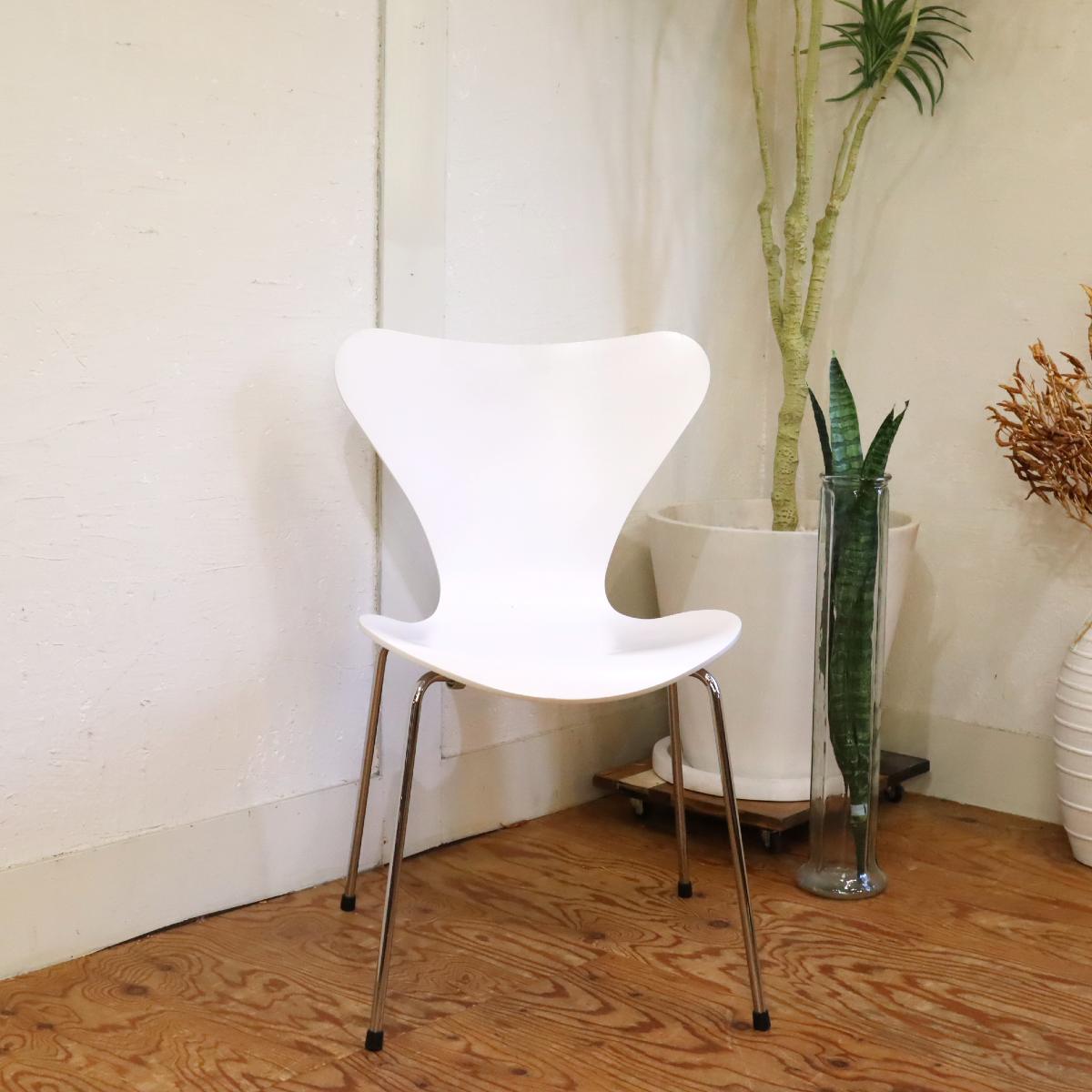 【used】②Fritz Hansen フリッツハンセン セブンチェア　白 フリッツ・ハンセン / FRITZ HANSEN セブンチェア 【2】ホワイト