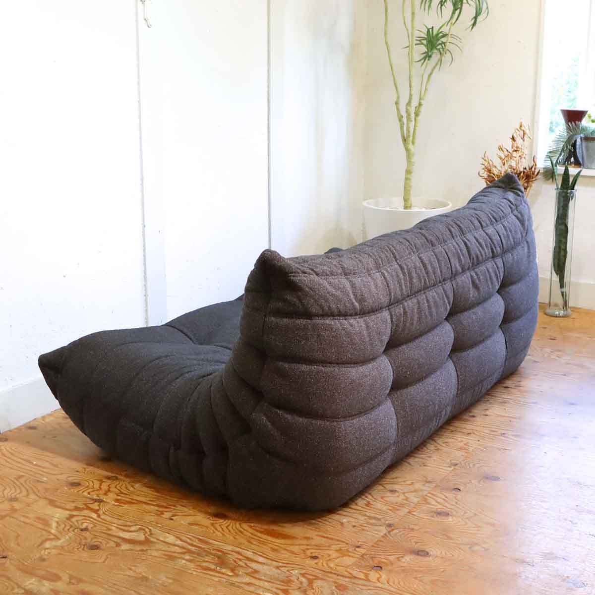 リーン・ロゼ / ligne roset  トーゴ  トリプルソファ ローソファ 3人掛けソファ 中古