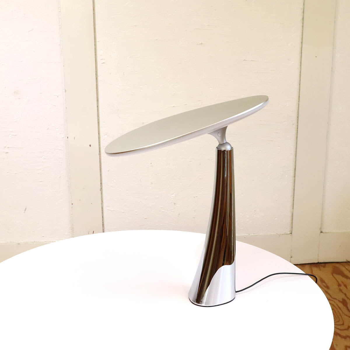 キスデザイン / QisDESIGN コーラルリーフ・テーブルランプ  LED照明 テーブルランプ デスクライト 中古