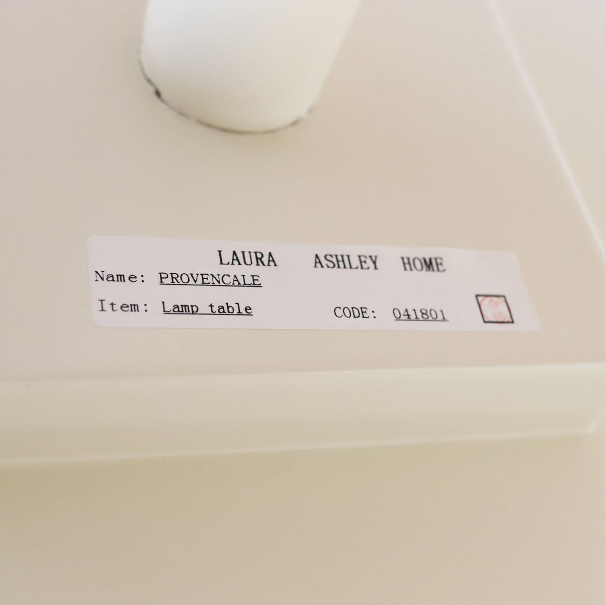 ローラ・アシュレイ / Laura Ashley プロヴァンセル ラウンドランプテーブル 中古