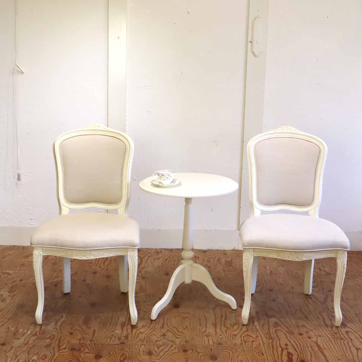ローラ・アシュレイ / Laura Ashley プロヴァンセル ラウンドランプテーブル 中古